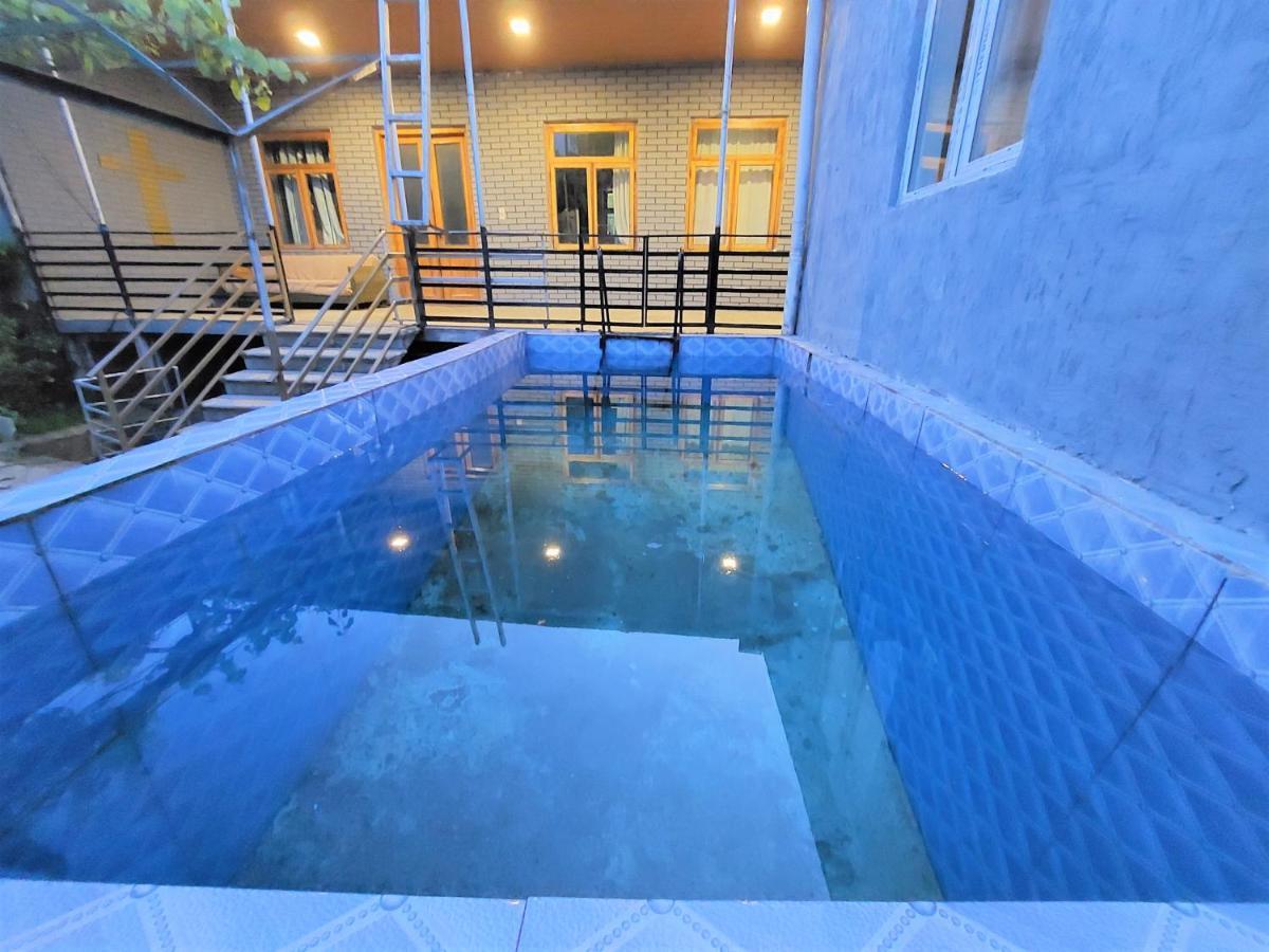 Apartment Beso 쿠타이시 외부 사진