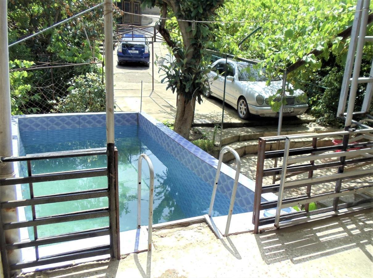 Apartment Beso 쿠타이시 외부 사진
