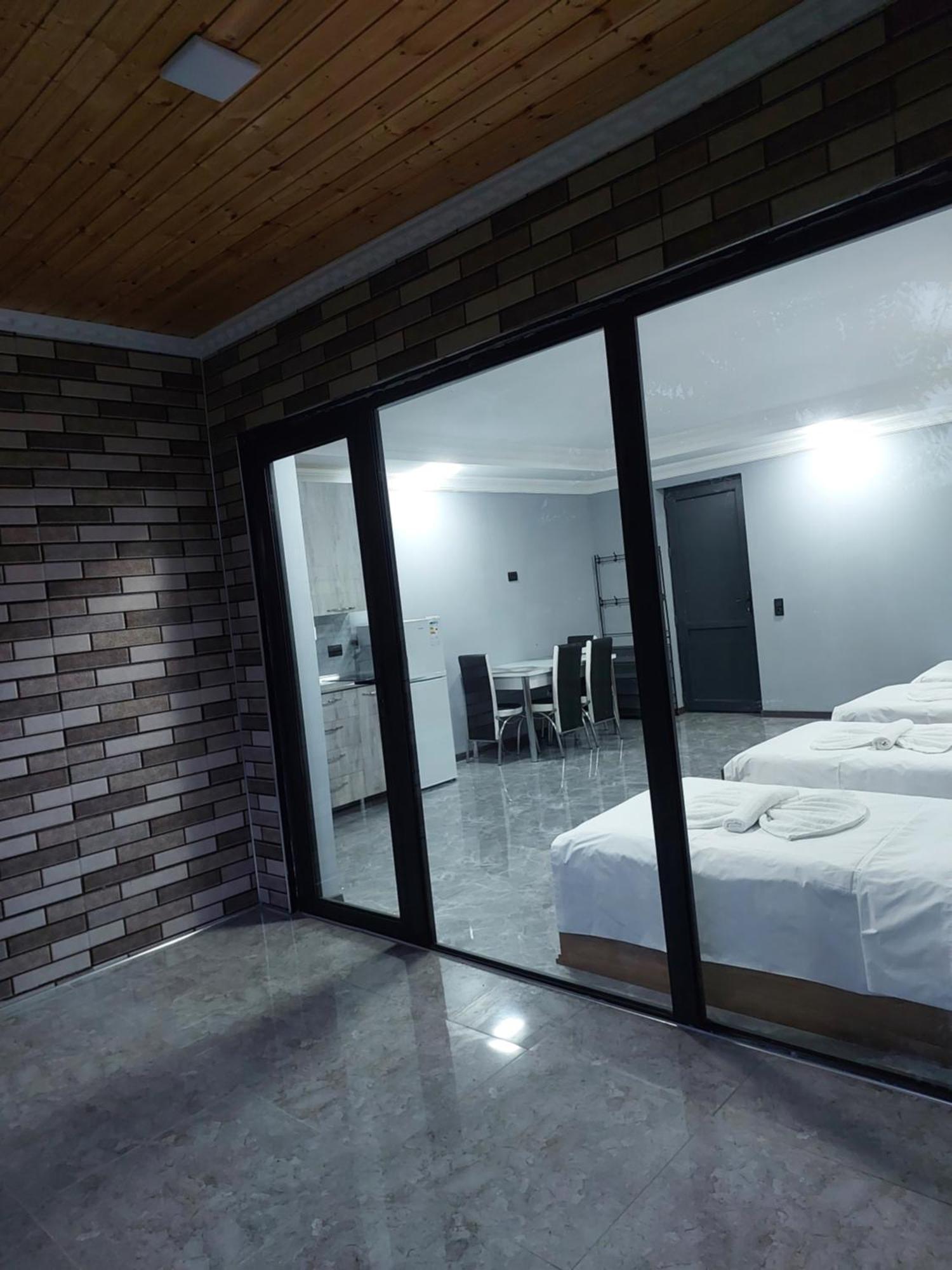Apartment Beso 쿠타이시 외부 사진